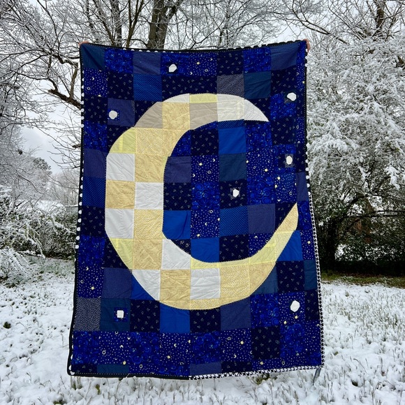 Crescent Moon Quilt - Throw Size - Fuzzy Backing - Quilt Art